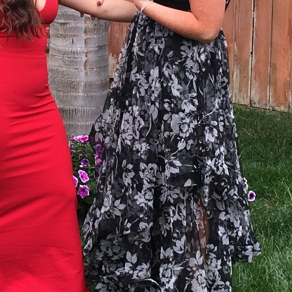 Prom dress - Picture 2 of 2